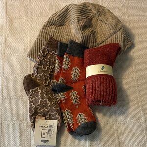 New Fun Fall Socks 3 Pairs and Bucket Hat